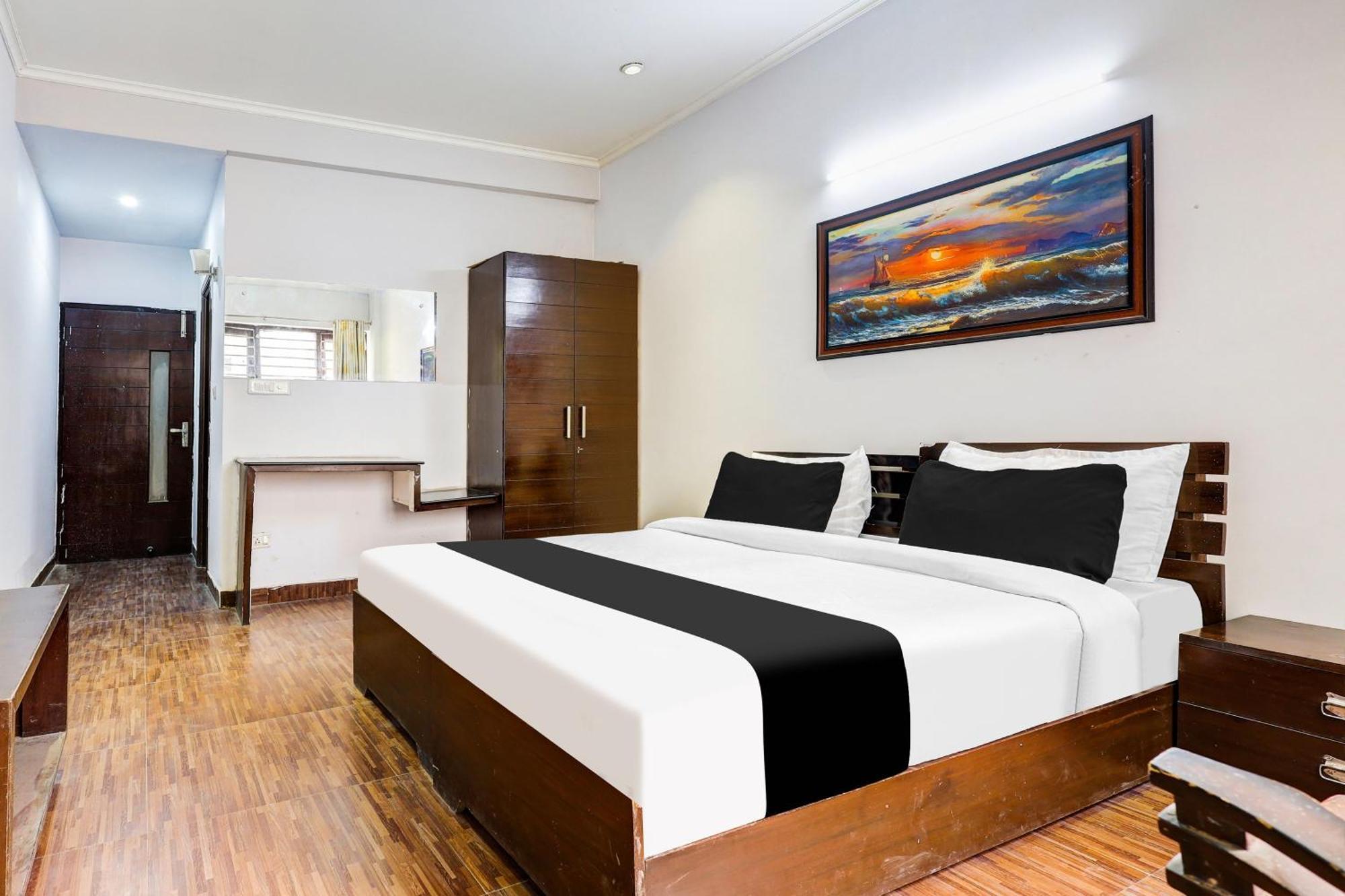 Готель Super Townhouse Sector 38 Gurgaon Near Medanta Екстер'єр фото